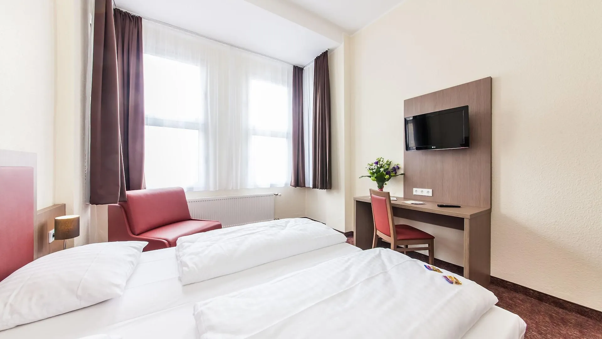Hotel Maxim Duesseldorf City  Dusseldorf